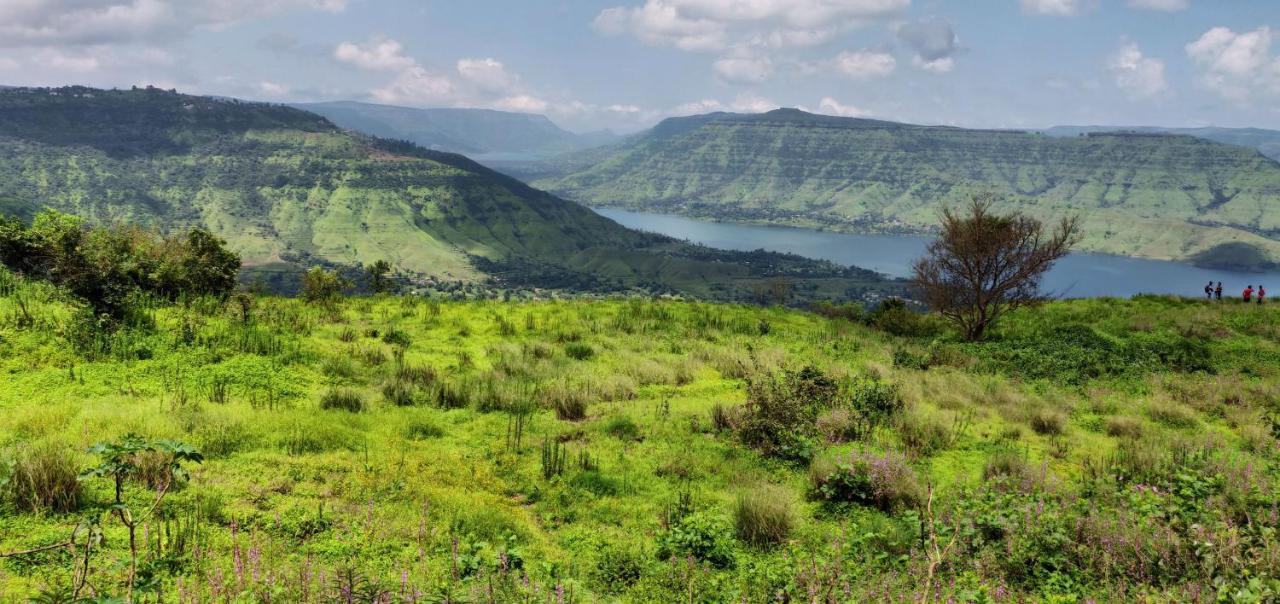 Lake View Suite Mahabaleshwar Exterior photo